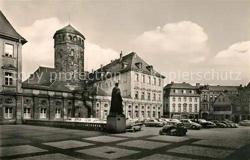 AK / Ansichtskarte Bayreuth Eingang zum Schlosshof mit Maximilian Denkmal Bayreuth