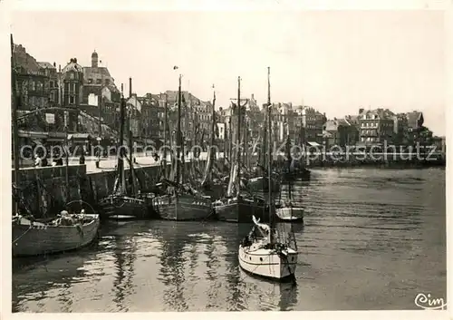 AK / Ansichtskarte Le_Treport Quai Port Le_Treport