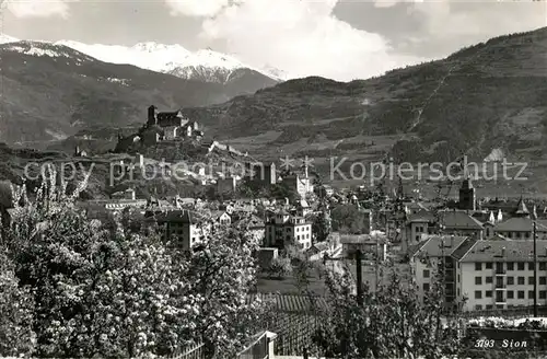 AK / Ansichtskarte Sion_VS Gesamtansicht mit Burg Alpen Baumbluete Sion_VS