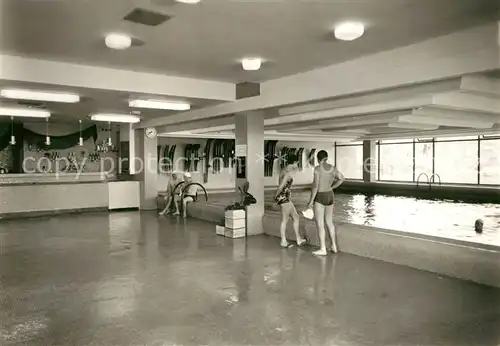 AK / Ansichtskarte Oberhof_Thueringen Schwimmhalle mit Neptunbrunnen Oberhof Thueringen