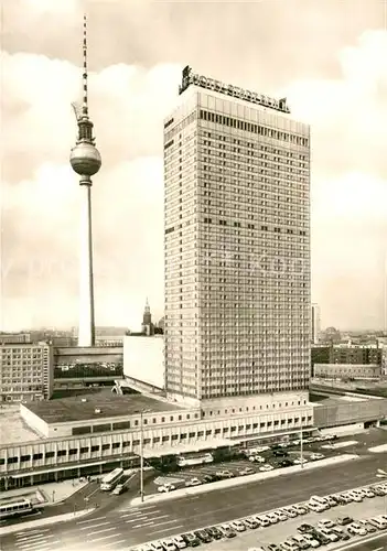 AK / Ansichtskarte Berlin Interhotel Stadt Berlin mit UKW und Fernsehturm Berlin