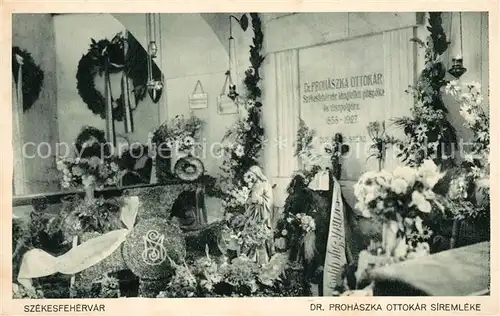 AK / Ansichtskarte Szekesfehervar Dr Prohaszka Ottokar Siremleke Szekesfehervar