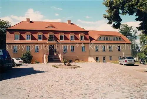 AK / Ansichtskarte Zehdenick Havelstadt Havelschloss Restaurant Appartements Zehdenick