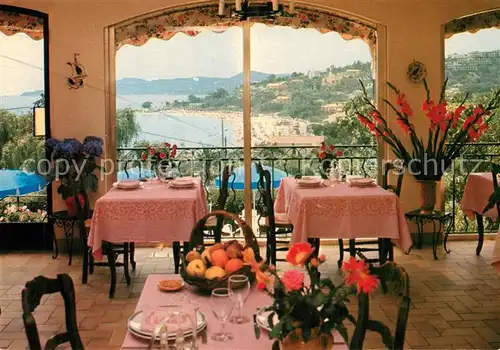 AK / Ansichtskarte Le_Lavandou Hotel Restaurant Belle Vue Saint Clair Le_Lavandou