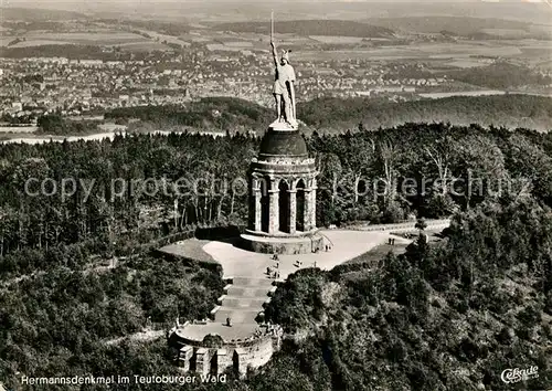 AK / Ansichtskarte Detmold Hermannsdenkmal im Teutoburger Wald Fliegeraufnahme Detmold