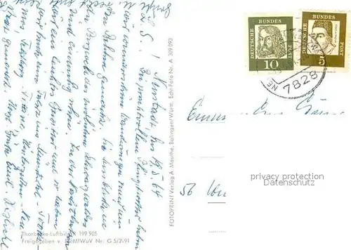 AK / Ansichtskarte Hinterzarten Panorama Luftkurort mit Feldberg Schwarzwald Fliegeraufnahme Hinterzarten