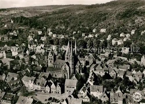 AK / Ansichtskarte Gelnhausen Stadtzentrum mit Kirche Fliegeraufnahme Gelnhausen
