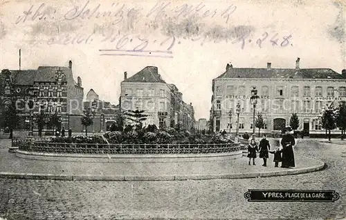 AK / Ansichtskarte Ypres_Ypern_West_Vlaanderen Place de la Gare Ypres_Ypern