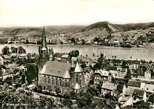 AK / Ansichtskarte Brohl Luetzing Stadtpanorama mit Kirche Blick ueber den Rhein Brohl Luetzing