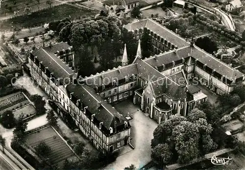 AK / Ansichtskarte Nevers_Nievre Maison Mere des Soeurs de la Charite de Nevers Couvent Saint Gildard vue aerienne Nevers Nievre