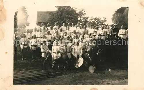 AK / Ansichtskarte Militaria_Musik Gruppenfoto Trommel Posaune Militaria Musik