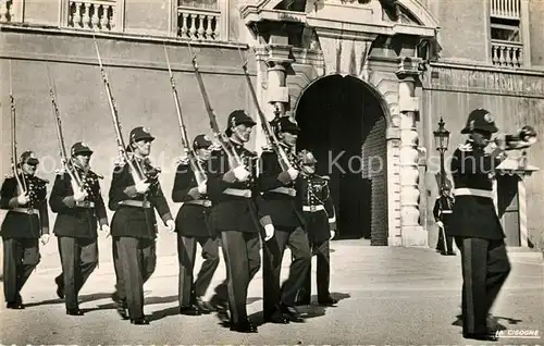 AK / Ansichtskarte Leibgarde_Wache Monaco Carabiniers du Prince  