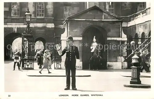 AK / Ansichtskarte Polizei Polizist London Horse Guards Whitehall  