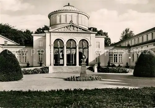 AK / Ansichtskarte Bad_Oeynhausen Badehaus Denkmal Bueste Bad_Oeynhausen