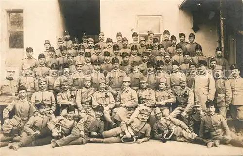 AK / Ansichtskarte Militaria_oesterreich Ungarn_WK1_KUK Gruppenfoto Prader Graz 