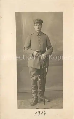 AK / Ansichtskarte Militaria_Deutschland_WK1 Uniform Saebel urbach Karlsburg 