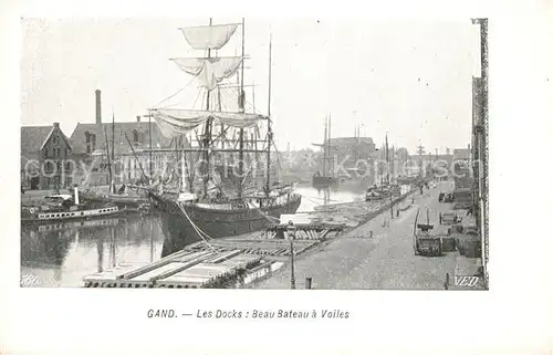 AK / Ansichtskarte Gand_Belgien Les Docks Beau Bateau a Voiles Gand Belgien