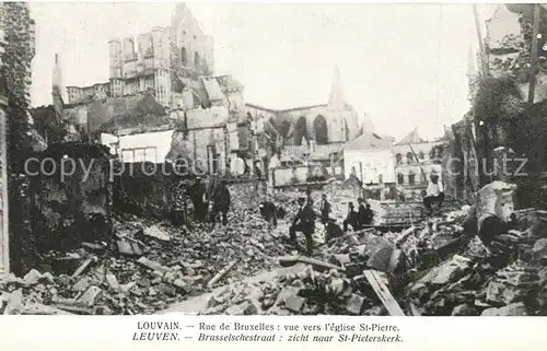 AK / Ansichtskarte Leuven Brusselschestraat zicht naar St Pieterskerk Leuven