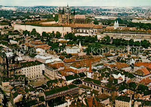 AK / Ansichtskarte Praha_Prahy_Prague Blick auf Kleinseite und Prager Burg Fliegeraufnahme Praha_Prahy_Prague