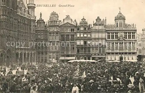 AK / Ansichtskarte Bruxelles_Bruessel Grand Place Bruxelles_Bruessel