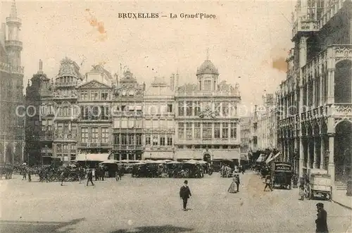 AK / Ansichtskarte Bruxelles_Bruessel La Grand Place Bruxelles_Bruessel