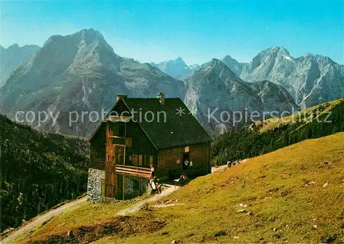 AK / Ansichtskarte Pertisau_Achensee Plumsjochhuette gegen Gamsjoch und Falkengruppe Karwendelgebirge Pertisau Achensee