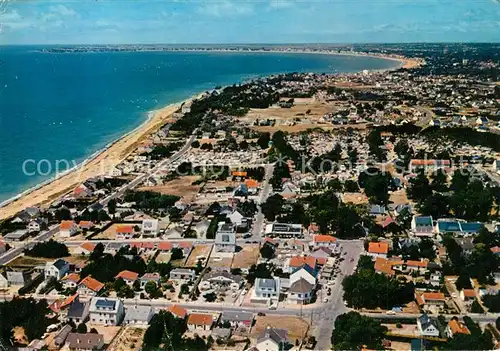 AK / Ansichtskarte Sainte Marguerite de Pornichet Vue aerienne et Plage de Bonne Source Sainte Marguerite de Pornichet