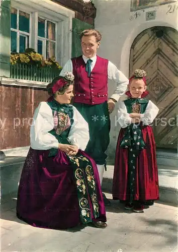 AK / Ansichtskarte Trachten_oesterreich Montafon  