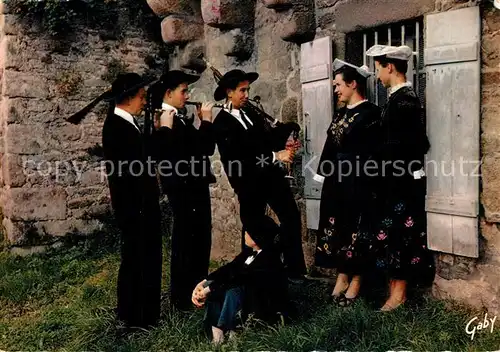 AK / Ansichtskarte Trachten_Frankreich Hennebont Plouay Couplets et Refrains 