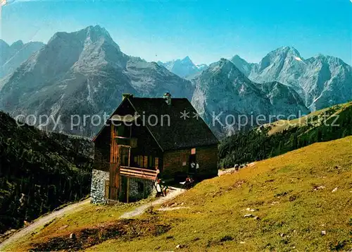 AK / Ansichtskarte Pertisau_Achensee Plumsjochhuette gegen Gamsjoch und Falkengruppe Karwendelgebirge Pertisau Achensee