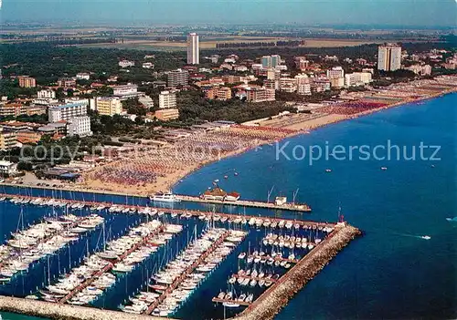 AK / Ansichtskarte Milano_Marittima Hafen Strand Fliegeraufnahme Milano_Marittima
