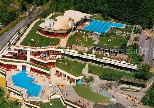 AK / Ansichtskarte Leukerbad Fliegeraufnahme Wallis Thermal Badecenter Leukerbad