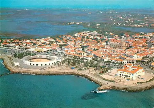 AK / Ansichtskarte Les_Saintes Maries de la Mer Vue aerienne au dessus de la Camargue Les