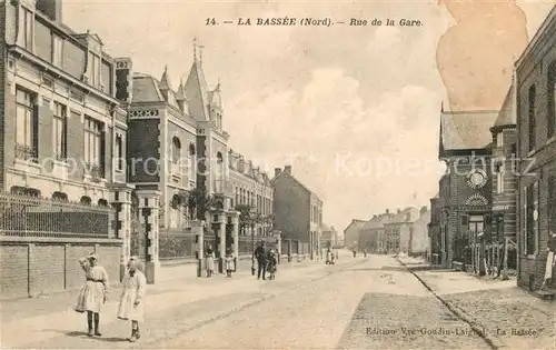AK / Ansichtskarte La_Bassee Rue de la Gare La_Bassee
