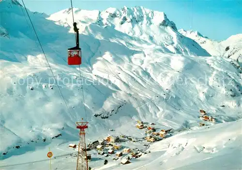 AK / Ansichtskarte Zuers_Arlberg gegen Omeshorn Bergbahn Wintersportplatz Alpen Zuers Arlberg
