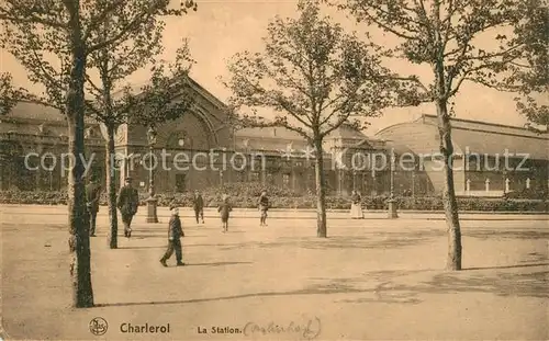 AK / Ansichtskarte Charleroi_Hainaut_Wallonie La Station Bahnhof Charleroi_Hainaut