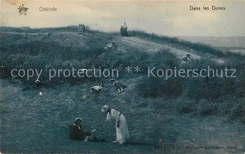 AK / Ansichtskarte Ostende_Oostende Dans les dunes 