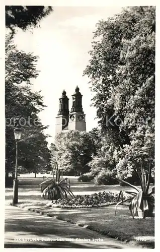 AK / Ansichtskarte Eskilstuna Stadtpark Klosterkirche Eskilstuna