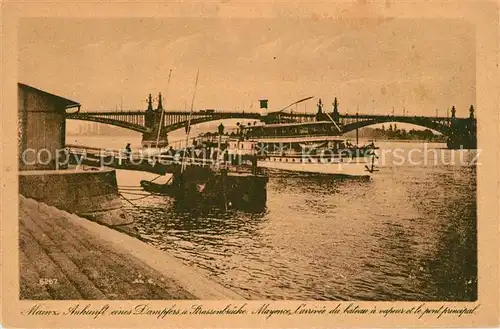 AK / Ansichtskarte Mainz_Rhein Anleger Dampfer Strassenbruecke Mainz Rhein