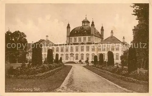 AK / Ansichtskarte Fredensborg Schloss Fredensborg