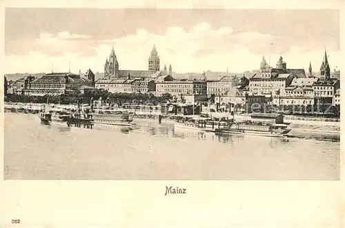 AK / Ansichtskarte Mainz_Rhein Rheinufer Dampfer Anleger Stadtpanorama mit Stadthalle und Dom Mainz Rhein