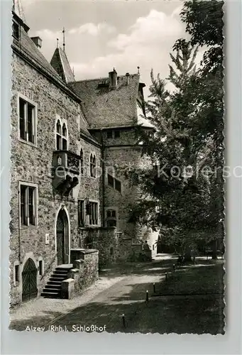 AK / Ansichtskarte Alzey Schlosshof Alzey