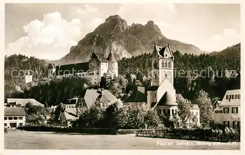 AK / Ansichtskarte Fuessen_Allgaeu mit Kirche Schloss und Saeuling Fuessen Allgaeu