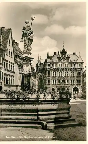 AK / Ansichtskarte Kaufbeuren Neptunbrunnen mit Rathaus Kaufbeuren