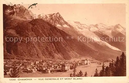 AK / Ansichtskarte Chamonix Vue generale et Mont Blanc Chamonix