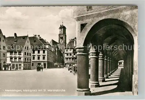 AK / Ansichtskarte Memmingen Marktplatz mit St Martinskirche Memmingen
