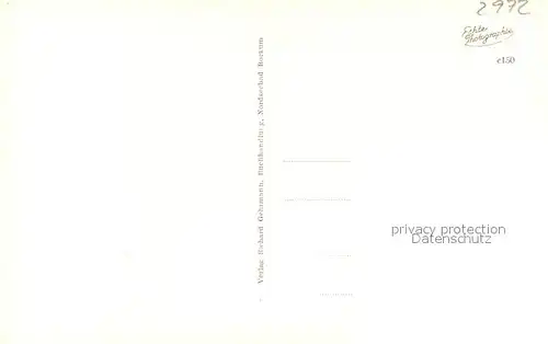 AK / Ansichtskarte Borkum_Nordseebad Strandstrasse mit gr Leuchtturm Borkum_Nordseebad