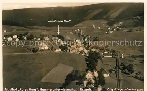 AK / Ansichtskarte Hammerunterwiesenthal Fliegeraufnahme mit Gasthof Rotes Haus Hammerunterwiesenthal