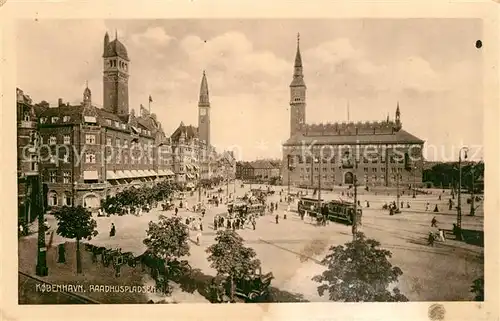 AK / Ansichtskarte Kobenhavn Rathausplatz Strassenbahn Kobenhavn