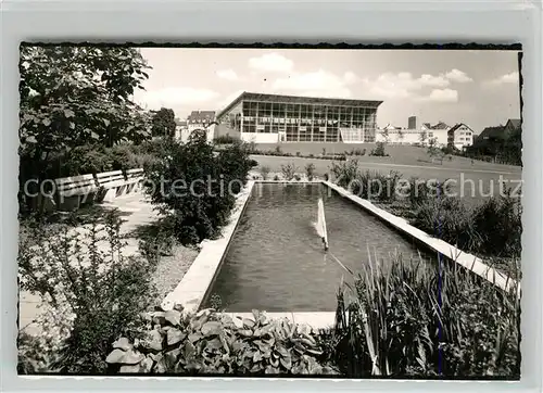 AK / Ansichtskarte Goeppingen Stadthalle Parkanlagen Teich Goeppingen